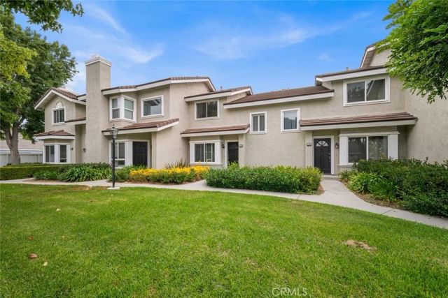 152 Greenmoor 64, Irvine, CA 92614