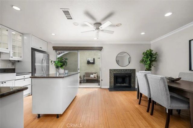 152 Greenmoor 64, Irvine, CA 92614