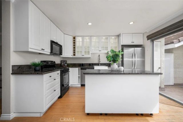152 Greenmoor 64, Irvine, CA 92614