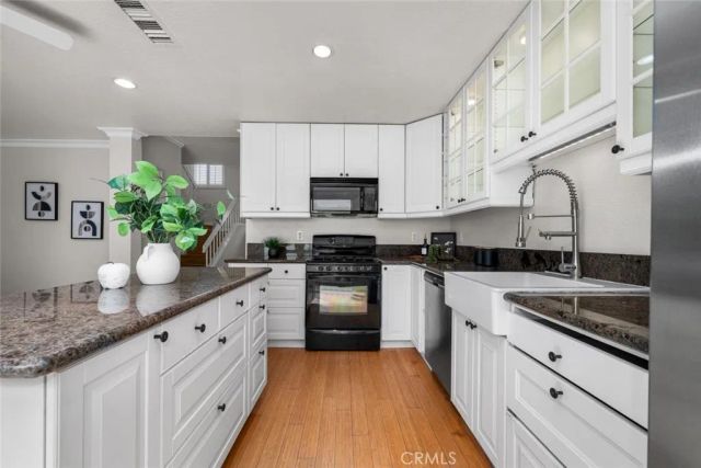 152 Greenmoor 64, Irvine, CA 92614
