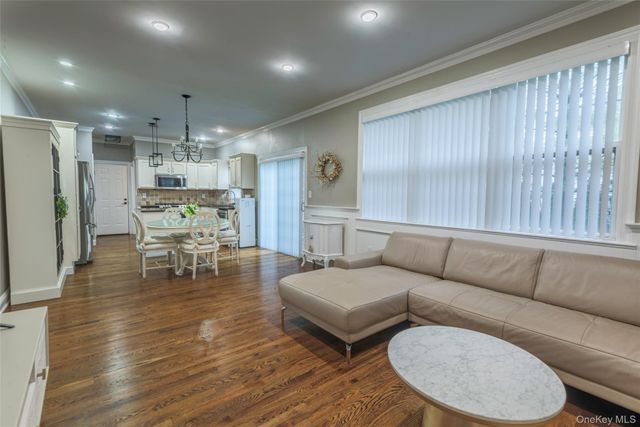 161 Cranberry Court, Melville, NY 11747