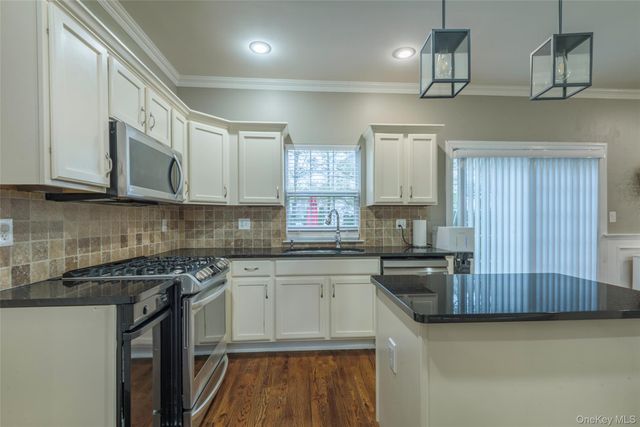 161 Cranberry Court, Melville, NY 11747