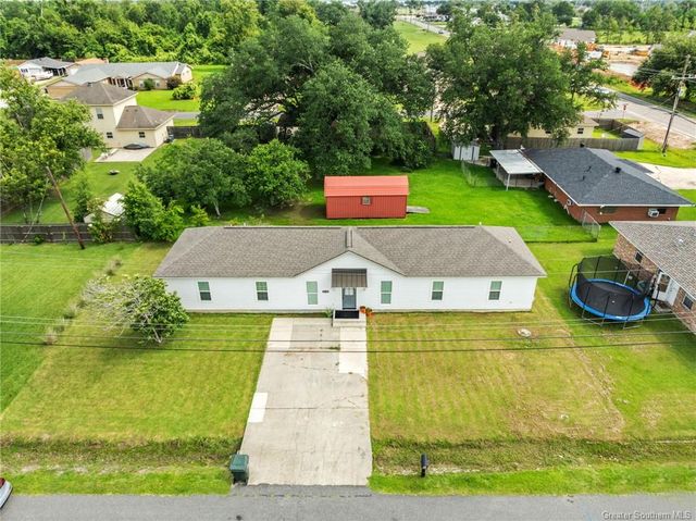 3636 Lawrence Lane, Lake Charles, LA 70605