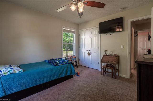 1706 Crinan Court, High Point, NC 27265