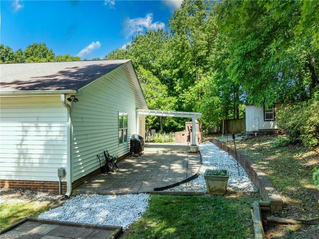 1706 Crinan Court, High Point, NC 27265