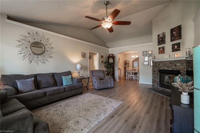 1706 Crinan Court, High Point, NC 27265