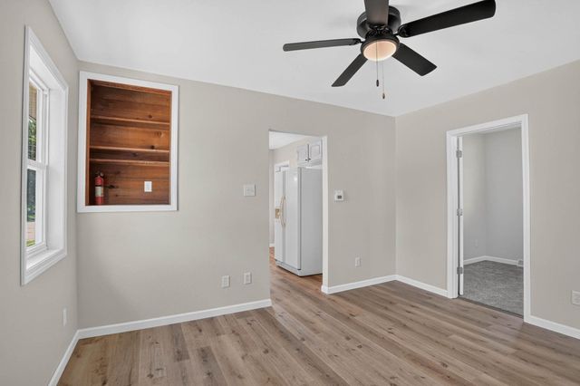 703 Magnolia Parkway, Waterloo, IA 50701
