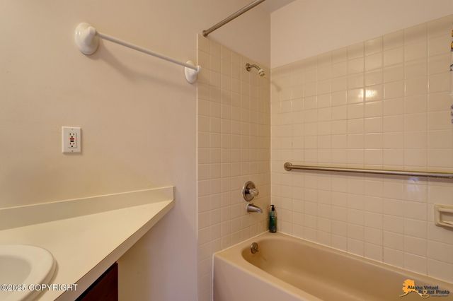 1854 Buccaneer Place, Anchorage, AK 99501