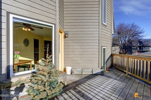 1854 Buccaneer Place, Anchorage, AK 99501