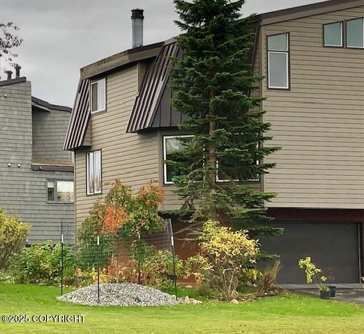 1854 Buccaneer Place, Anchorage, AK 99501