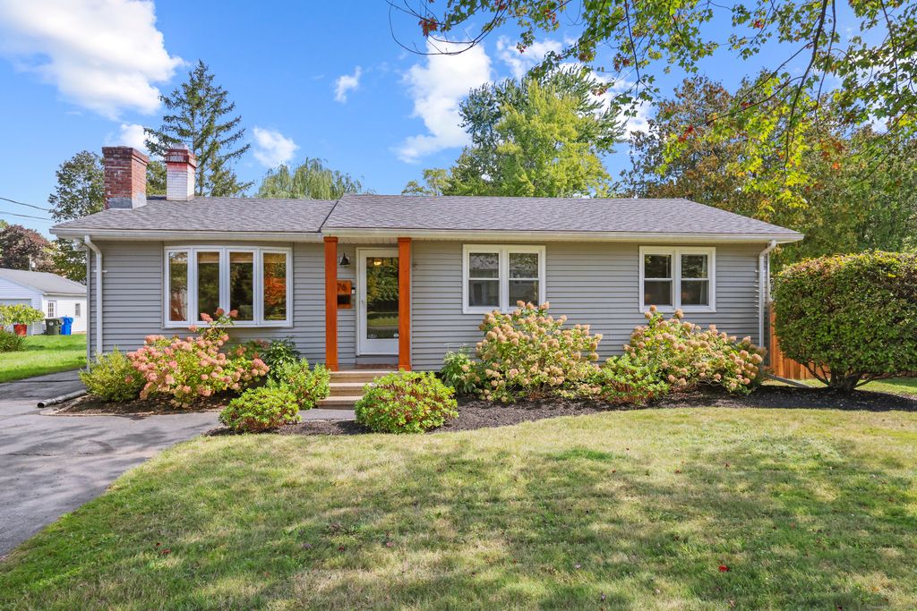 76 Clifford Street, Newington, CT 06111