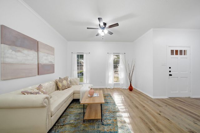 14611 Oak Chase Drive, Houston, TX 77062