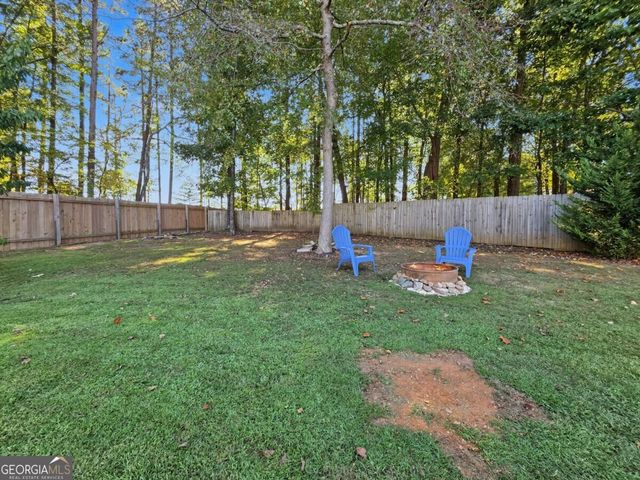 2705 Abbotts Glen Place NW, Acworth, GA 30101