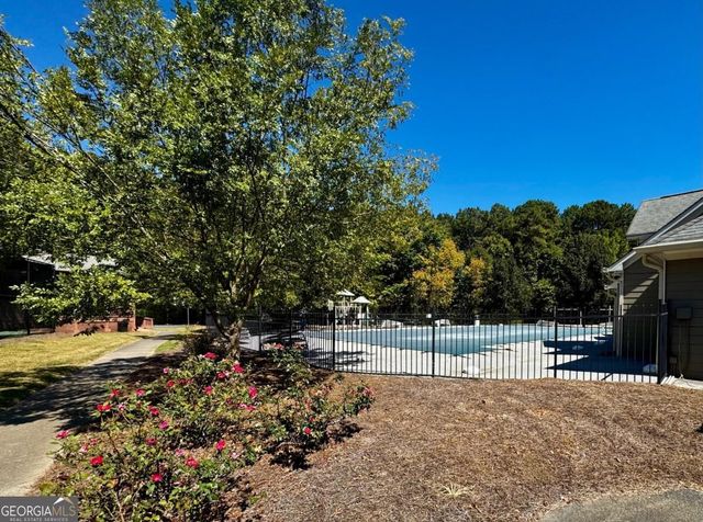 2705 Abbotts Glen Place NW, Acworth, GA 30101