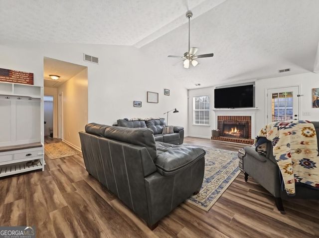 2705 Abbotts Glen Place NW, Acworth, GA 30101
