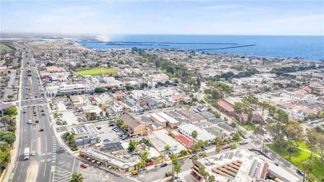 320 7th Street, Seal Beach, CA 90740