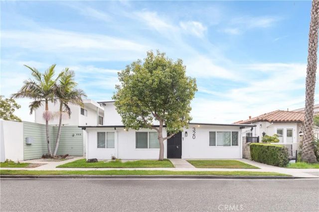 320 7th Street, Seal Beach, CA 90740