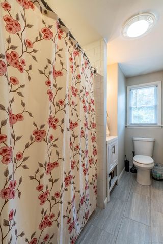 132 Stanley Road, Hamden, CT 06514