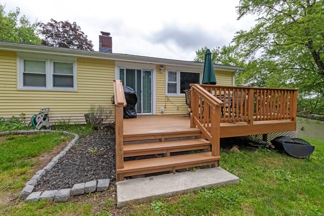 132 Stanley Road, Hamden, CT 06514