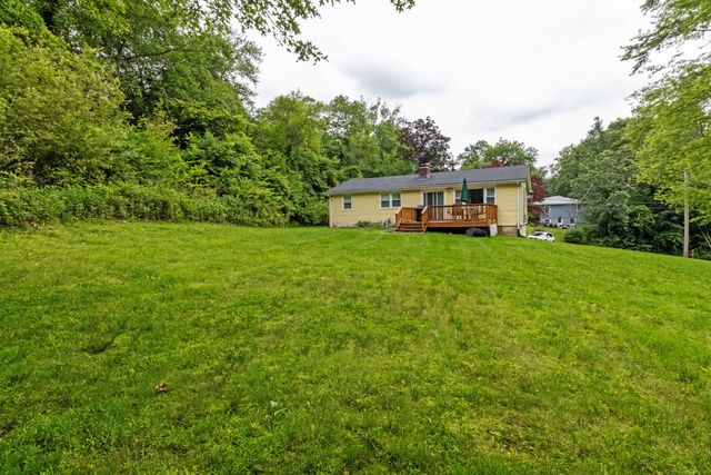 132 Stanley Road, Hamden, CT 06514