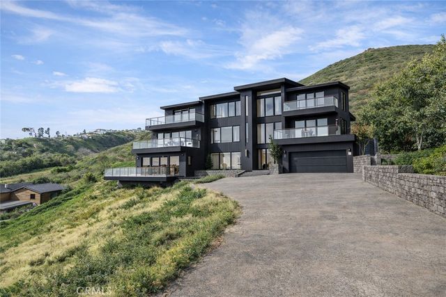 29675 Cuthbert, Malibu, CA 90265