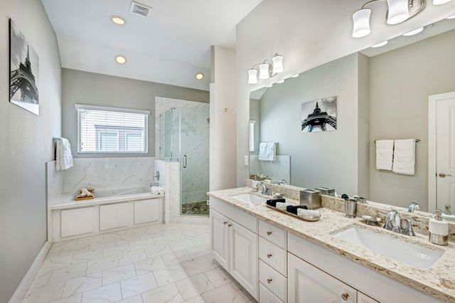917 W 17th Street A, Houston, TX 77008