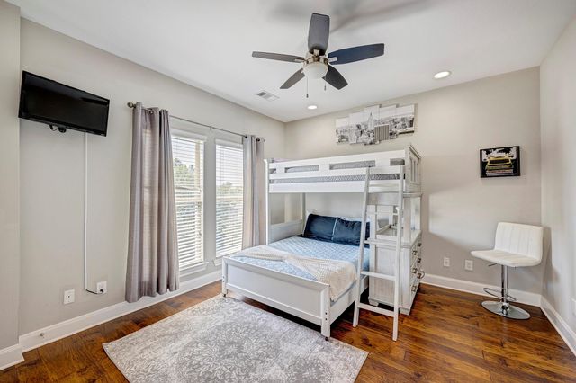 917 W 17th Street A, Houston, TX 77008
