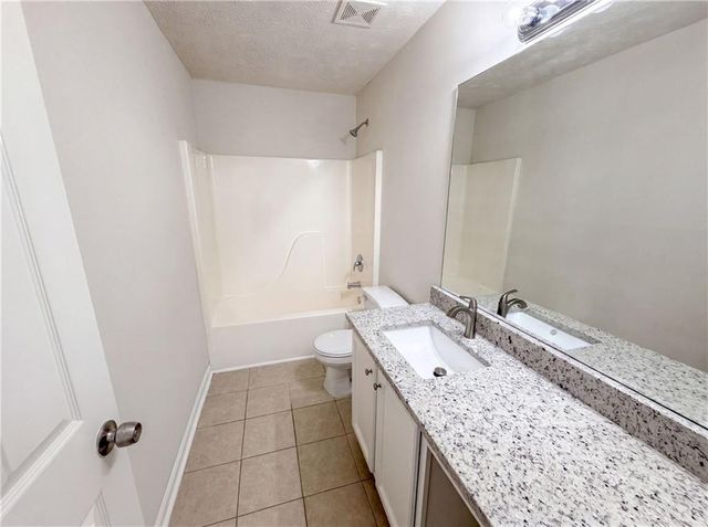 3582 Coveside Court, Loganville, GA 30052