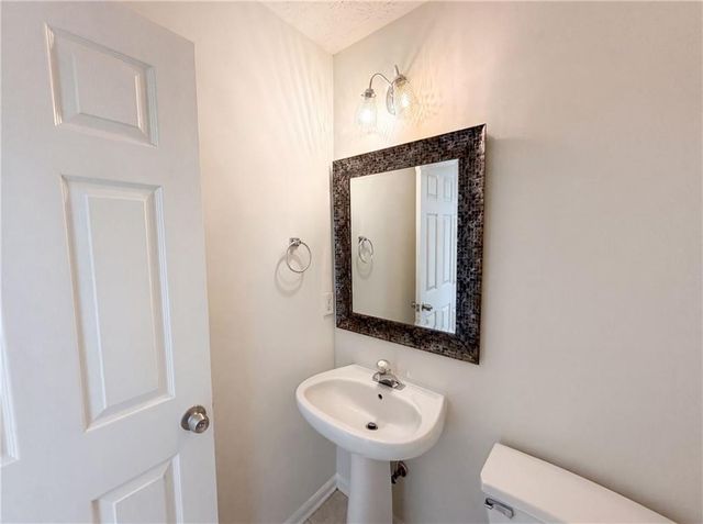 3582 Coveside Court, Loganville, GA 30052