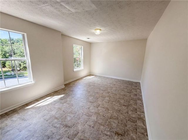 3582 Coveside Court, Loganville, GA 30052