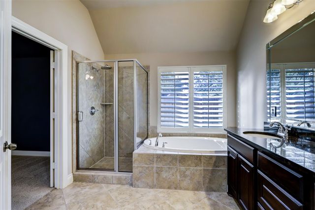 13506 Breakwater Path Loop, Houston, TX 77044