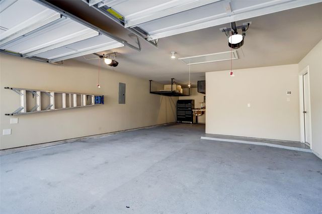 13506 Breakwater Path Loop, Houston, TX 77044