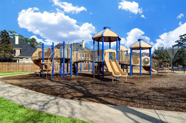 13506 Breakwater Path Loop, Houston, TX 77044