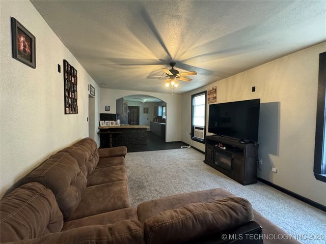 441 Carter Street SE, Ardmore, OK 73401