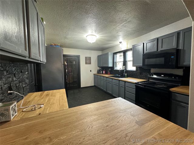 441 Carter Street SE, Ardmore, OK 73401