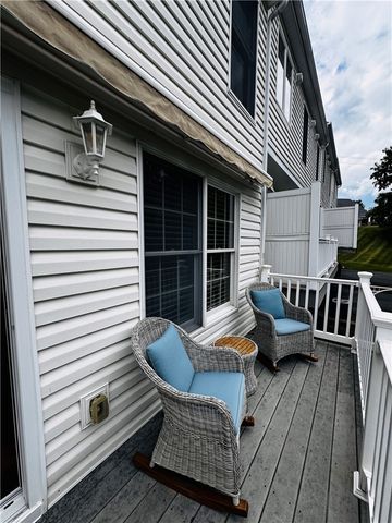 630 Hunting Creek Rd, Canonsburg, PA 15317