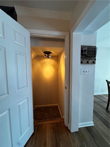 630 Hunting Creek Rd, Canonsburg, PA 15317