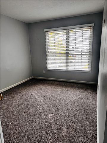 630 Hunting Creek Rd, Canonsburg, PA 15317
