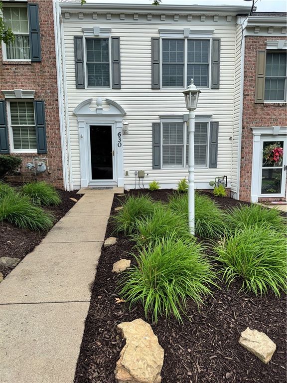 630 Hunting Creek Rd, Canonsburg, PA 15317