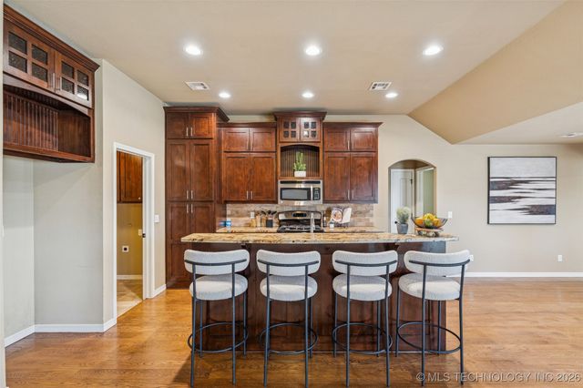 18204 E 48th Place, Tulsa, OK 74134