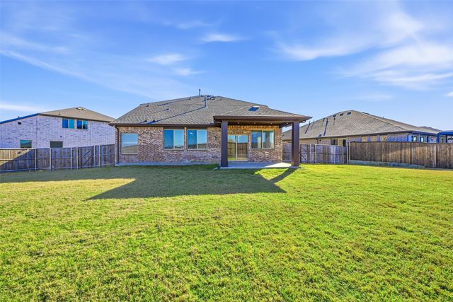 804 Saratoga Road, Aubrey, TX 76227