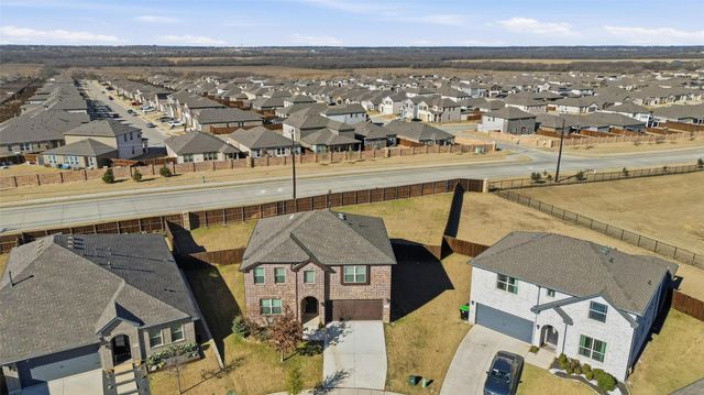 804 Saratoga Road, Aubrey, TX 76227