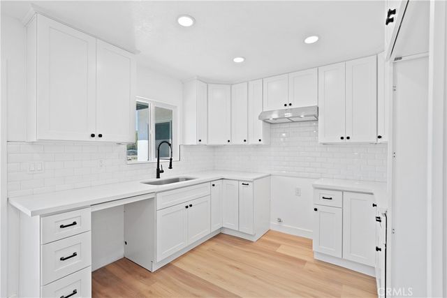 527 W 10th, Perris, CA 92570