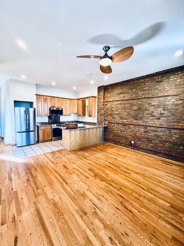 1639 W 21st Place 1, Chicago, IL 60608