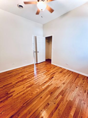 1639 W 21st Place 1, Chicago, IL 60608