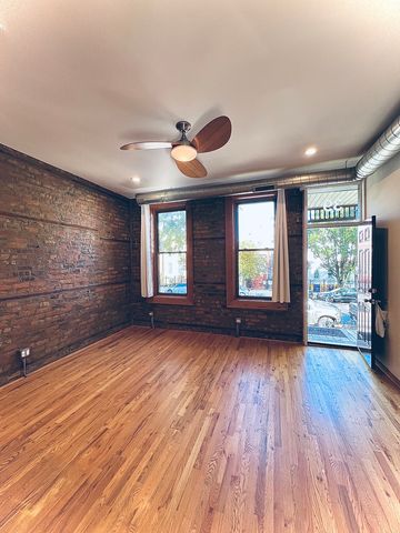 1639 W 21st Place 1, Chicago, IL 60608