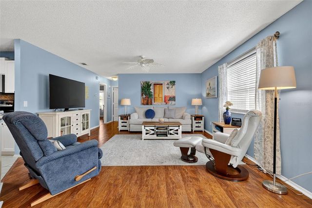 2107 ESCOBAR AVENUE, Lady Lake, FL 32159