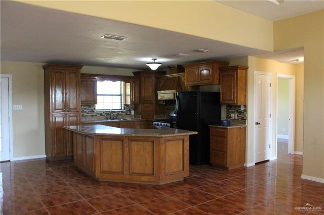 24175 Engleman Road, Edcouch, TX 78538