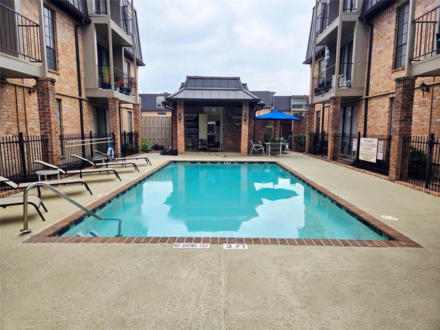 2425 Underwood Street 355, Houston, TX 77030