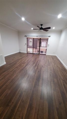 2425 Underwood Street 355, Houston, TX 77030
